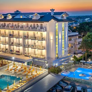 *** Hotel Helen Italia